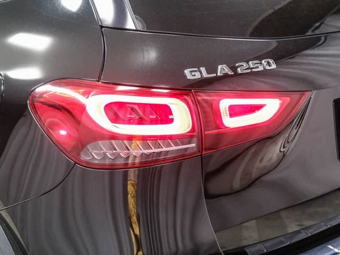 Certified 2023 Mercedes-Benz GLA 250 image 7