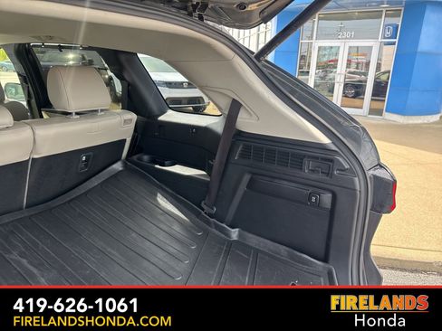 Used 2024 MAZDA CX-90 3.3 Turbo w/ Preferred Package AWD/4WD image 36
