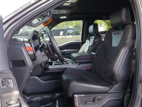 Used 2025 Ford F150 Raptor w/ Equipment Group 803A Raptor R AWD/4WD image 9