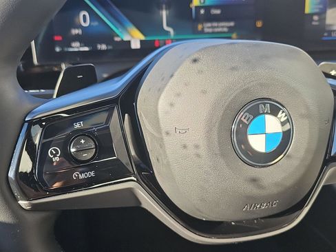 Used 2026 BMW 530i xDrive AWD/4WD image 15
