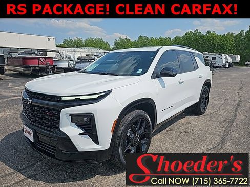 Used 2024 Chevrolet Traverse RS image 1