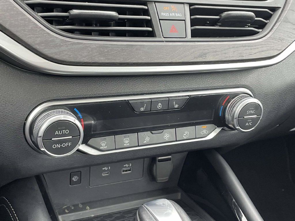 Used 2023 Nissan Altima 2.5 SL FWD image 38