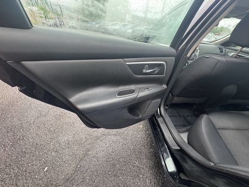 Used 2017 Nissan Altima 2.5 SR FWD image 17