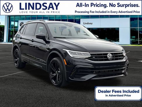 Used 2024 Volkswagen Tiguan SE R-Line AWD/4WD image 1