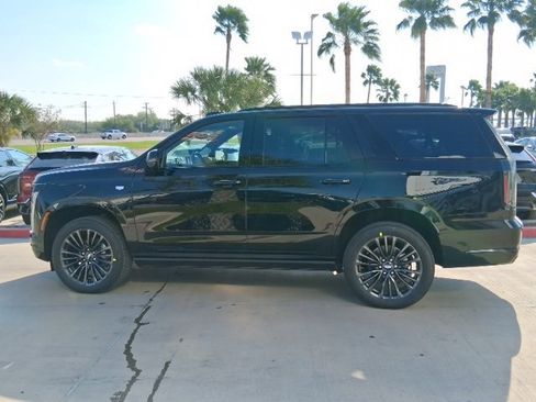 New 2026 Cadillac Escalade Platinum Sport w/ LPO, Floor Liner Package image 3