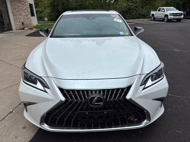 Used 2024 Lexus ES 350 w/ Premium Package FWD image 13
