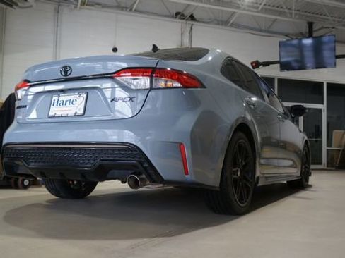 Used 2022 Toyota Corolla SE FWD image 5