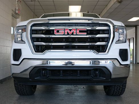 Used 2021 GMC Sierra 1500 SLE w/ X31 Off-Road Package AWD/4WD image 3