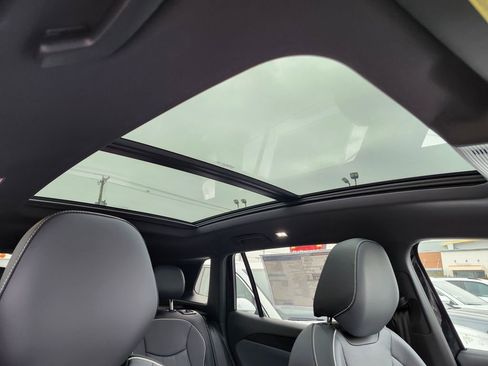 New 2026 Volkswagen Tiguan SEL R-Line image 15