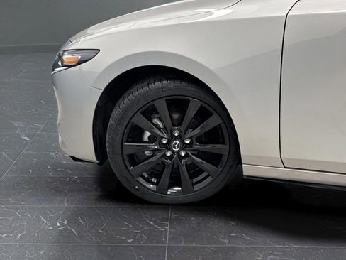 Used 2024 MAZDA MAZDA3 s image 30