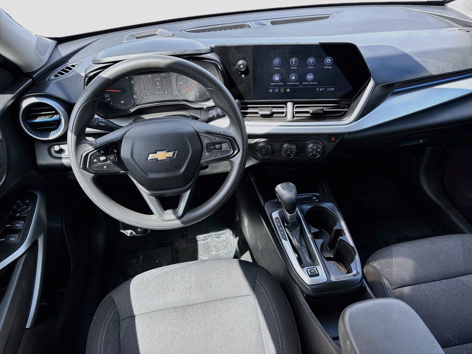 Used 2025 Chevrolet Trax LS FWD image 20