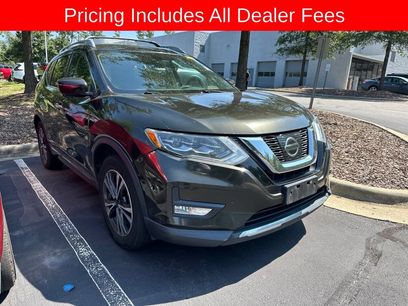 Used 2017 Nissan Rogue SL w/ SL Premium Package