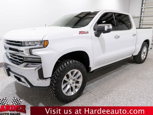 Used 2021 Chevrolet Silverado 1500 LTZ w/ LTZ Premium Package image 2