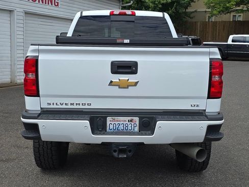 Used 2019 Chevrolet Silverado 3500 LTZ w/ Duramax Plus Package AWD/4WD image 4