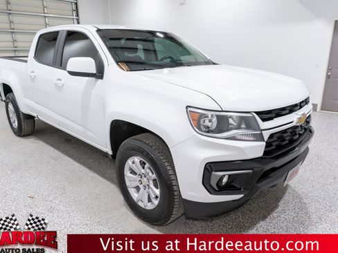 Used 2022 Chevrolet Colorado LT w/ LT Convenience Package image 6