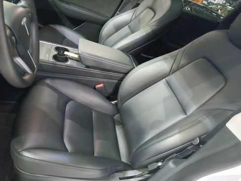 Used 2023 Tesla Model Y Long Range AWD/4WD image 5