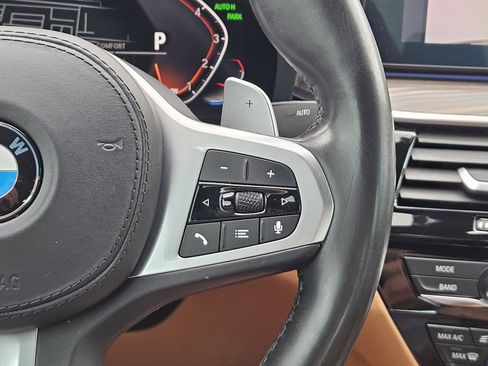 Used 2021 BMW 530i w/ M Sport Package image 29