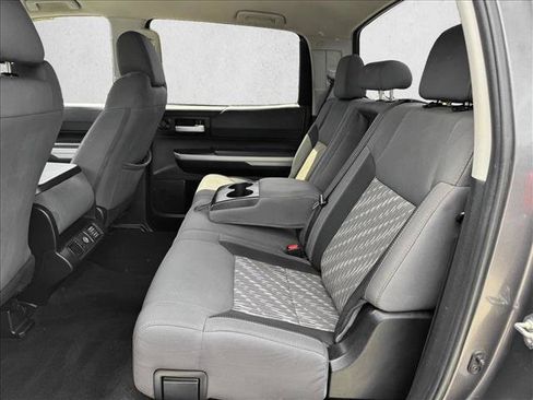 Certified 2018 Toyota Tundra SR5 w/ TRD Off Road Package AWD/4WD image 17