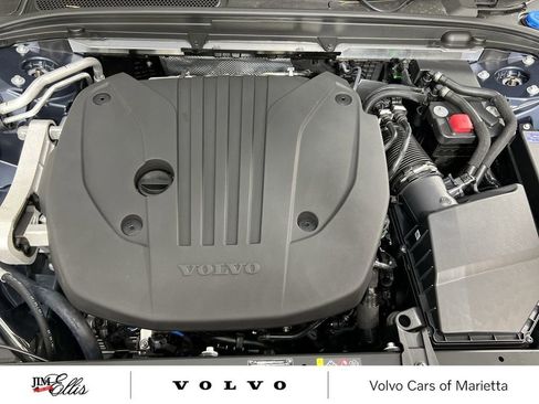 New 2026 Volvo V60 B5 Cross Country Plus w/ Protection Package Premier image 18