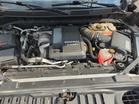 Used 2021 Chevrolet Silverado 1500 RST AWD/4WD image 27