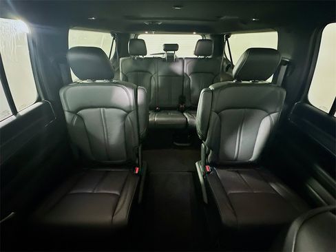 New 2025 Jeep Wagoneer L Series II image 10