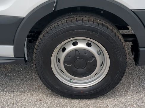 New 2025 Ford Transit 150 Low Roof image 22