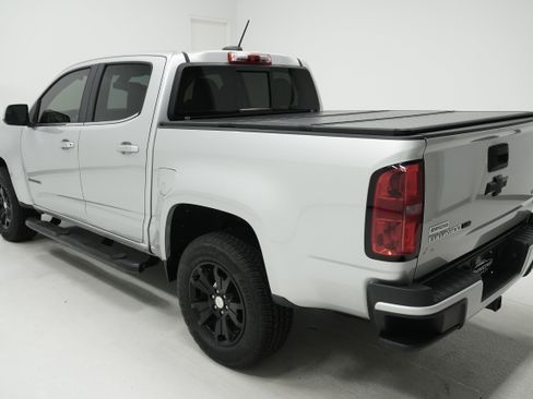 Used 2017 Chevrolet Colorado LT w/ LT Convenience Package image 6