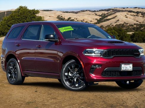 Used 2022 Dodge Durango GT image 2