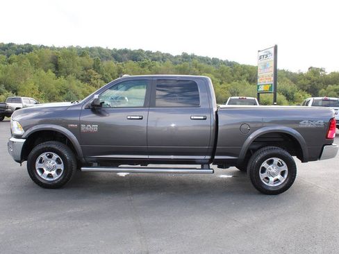 Used 2017 RAM 2500 Big Horn AWD/4WD image 3