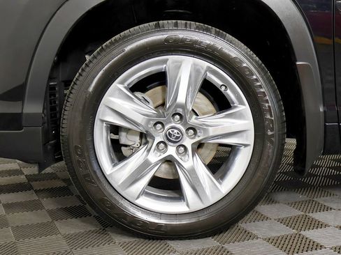 Used 2019 Toyota Highlander Limited AWD/4WD image 59