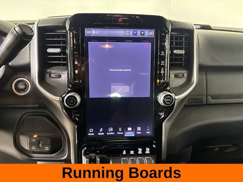 Used 2025 RAM 2500 Big Horn AWD/4WD image 17