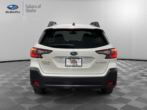 Certified 2025 Subaru Outback image 9