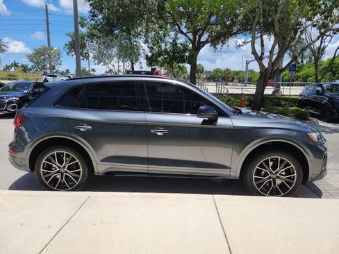 Used 2023 Audi SQ5 Premium Plus w/ Premium Plus Package AWD/4WD image 9