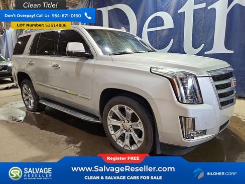 Used 2015 Cadillac Escalade Luxury AWD/4WD image 5
