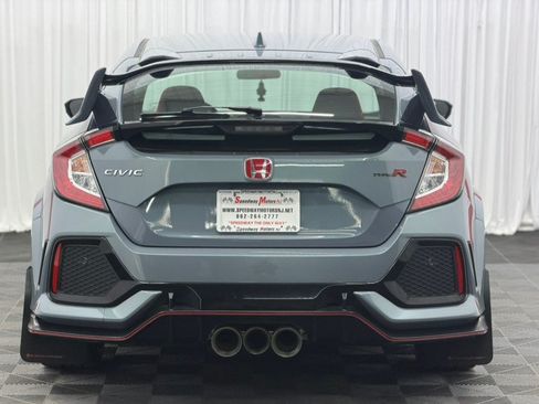 Used 2019 Honda Civic Type R image 11