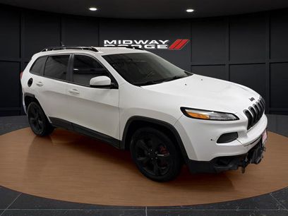 Used 2018 Jeep Cherokee Latitude w/ Altitude Package