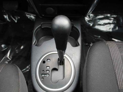 Used 2012 Suzuki SX4 AWD Hatchback image 22