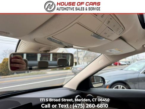 Used 2019 Mercedes-Benz C 300 C 300 4MATIC Sedan image 40