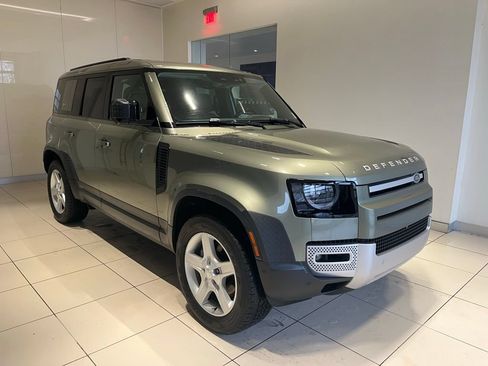 Certified 2022 Land Rover Defender 110 SE AWD/4WD image 10