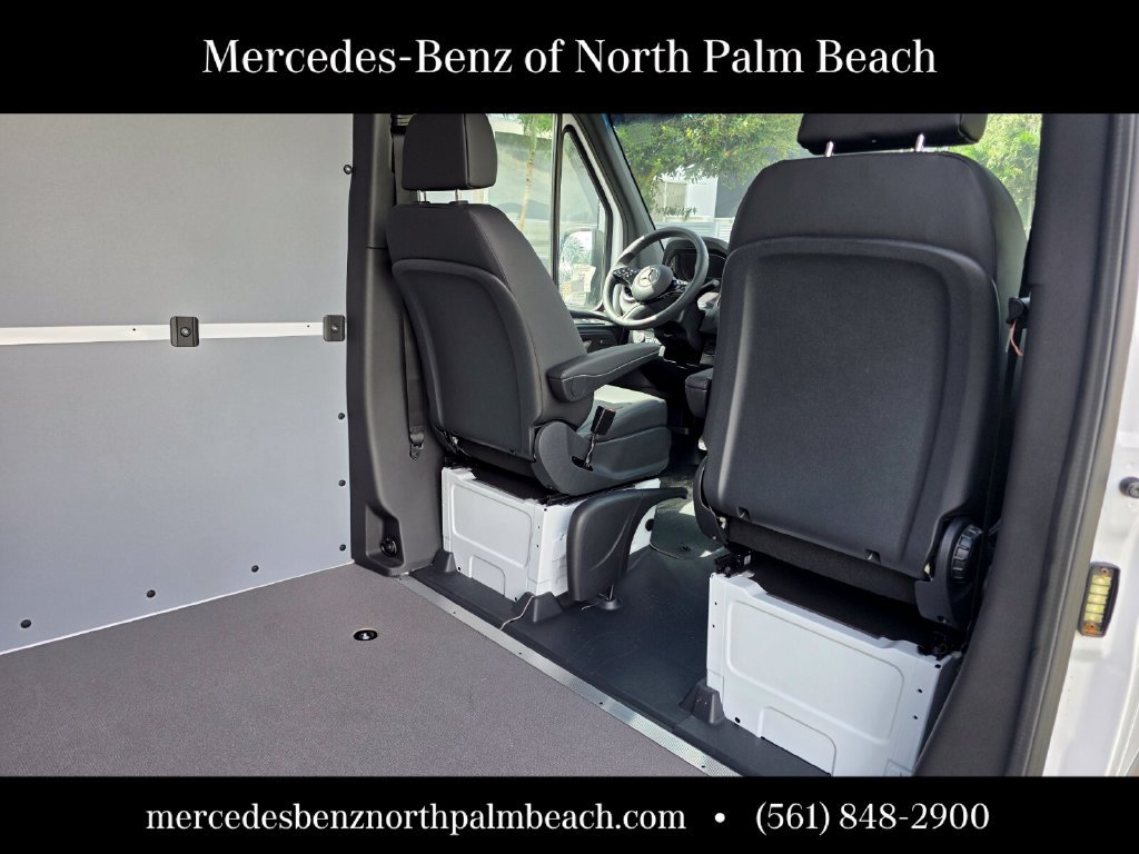 New 2026 Mercedes-Benz Sprinter 2500 image 11