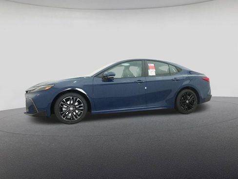 New 2026 Toyota Camry SE image 18