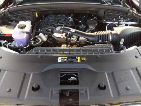 New 2025 Jeep Grand Cherokee L Limited RWD image 34