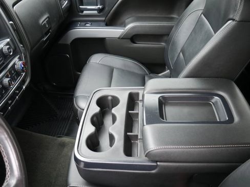 Used 2016 Chevrolet Silverado 1500 LTZ Z71 image 23