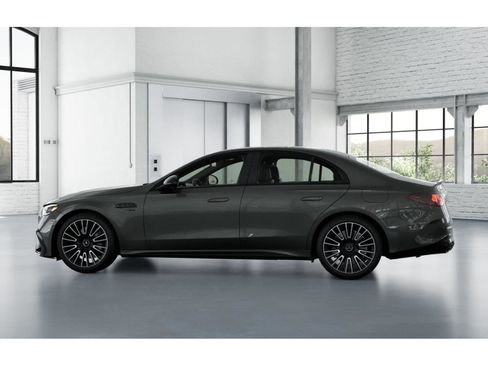 New 2026 Mercedes-Benz E 53 AMG e 4MATIC Sedan image 33