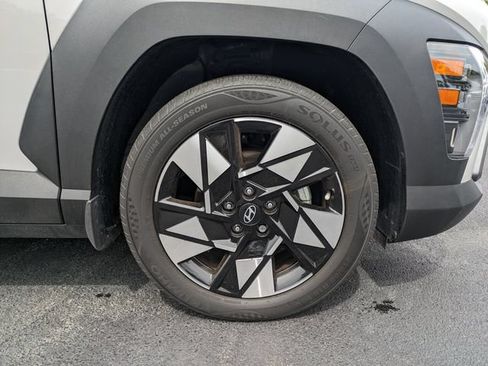 Certified 2024 Hyundai Kona SEL FWD image 11