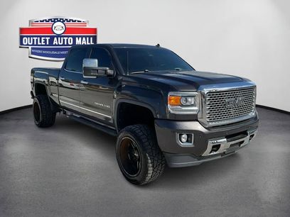 Used 2015 GMC Sierra 2500 Denali w/ Duramax Plus Package