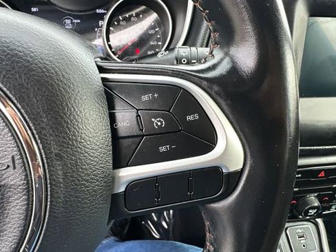 Used 2019 Jeep Compass Latitude w/ Popular Equipment Group AWD/4WD image 34