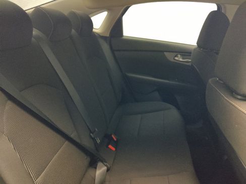 Used 2019 Kia Forte LXS FWD image 19