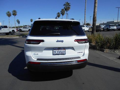 Used 2024 Jeep Grand Cherokee L Limited w/ Luxury Tech Group II AWD/4WD image 16