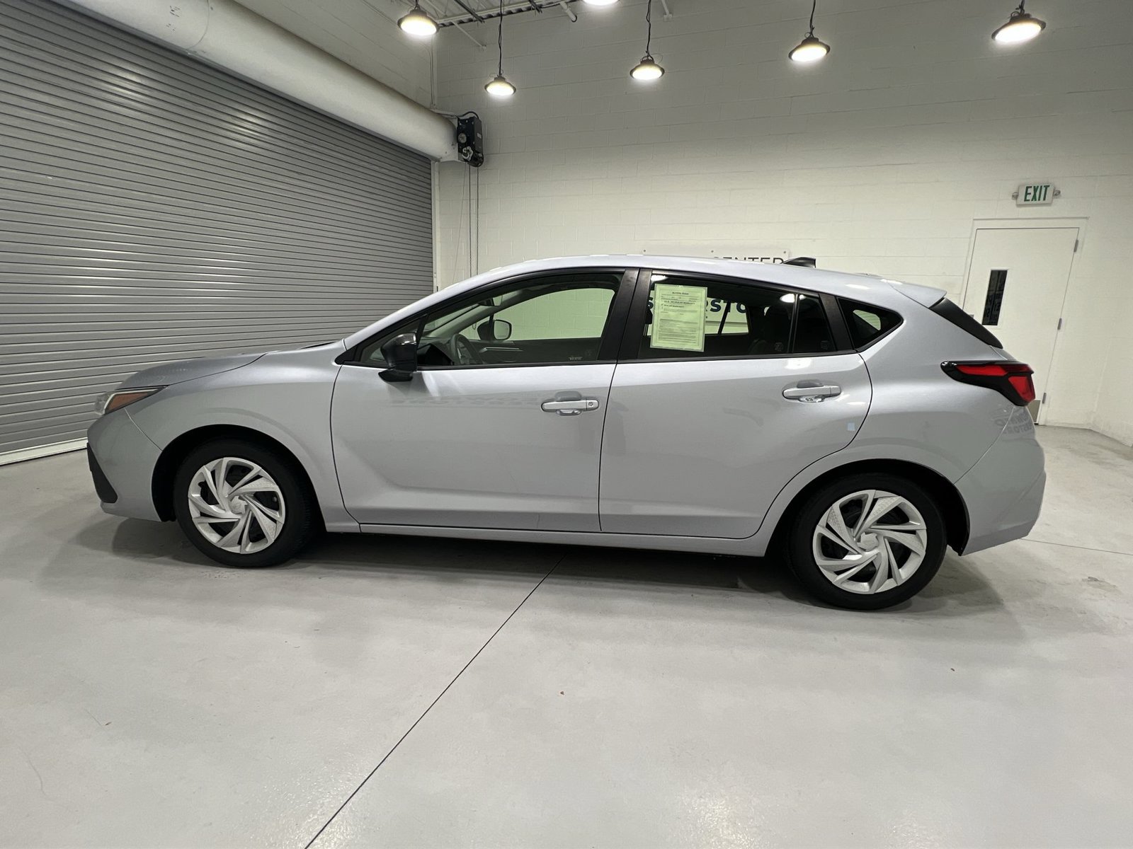 Used 2024 Subaru Impreza 2.0i AWD/4WD image 5